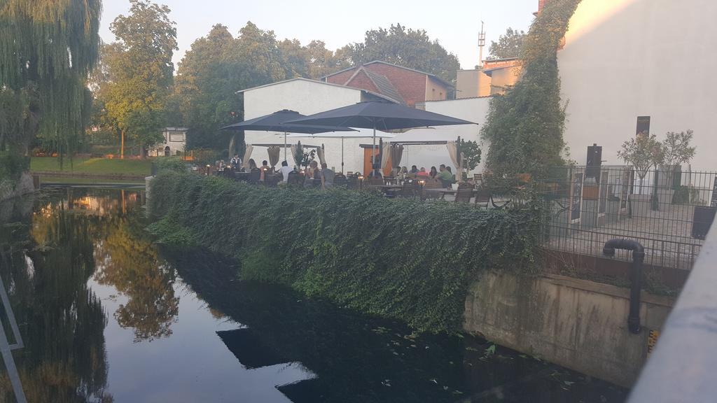 Hotel & Restaurant "Deutscher Kaiser" Perleberg Bagian luar foto