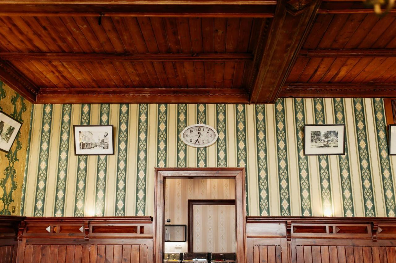 Hotel & Restaurant "Deutscher Kaiser" Perleberg Bagian luar foto